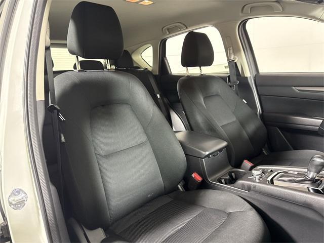 Photo of 2023 Rhodium Mazda CX-5