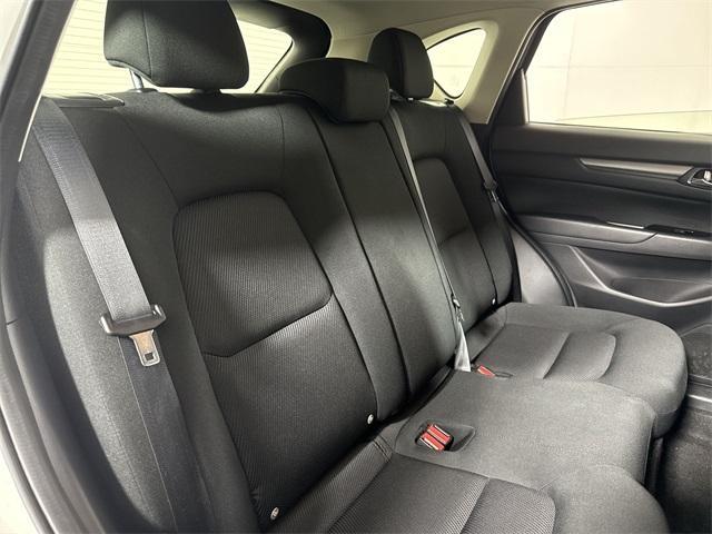 Photo of 2023 Rhodium Mazda CX-5