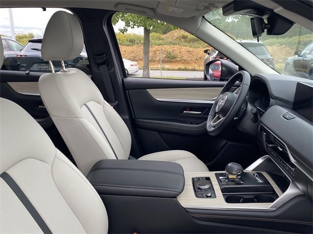 Photo of 2025 Machine Gray Metallic Mazda CX-90