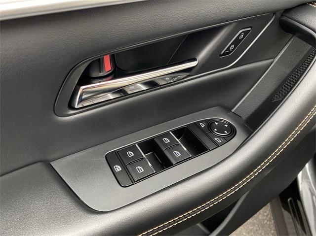 Photo of 2025 Machine Gray Metallic Mazda CX-90