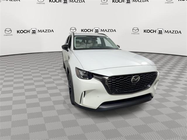 Photo of 2025 Rhodium Mazda CX-90