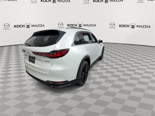 Photo of 2025 Rhodium Mazda CX-90