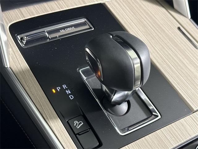 Photo of 2025 Rhodium Mazda CX-90