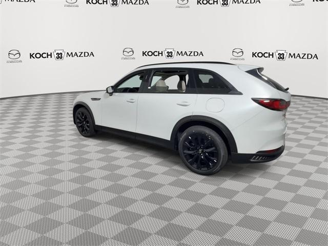 Photo of 2025 Rhodium Mazda CX-90