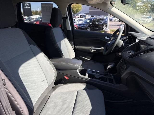 Photo of 2018 Blue Ford Escape