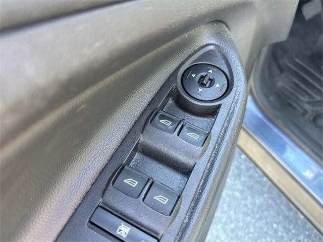 Photo of 2018 Blue Ford Escape