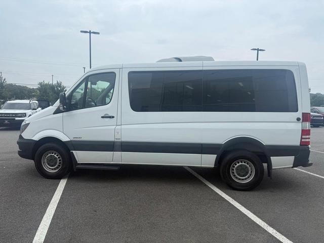 Photo of 2016 Arctic White Mercedes-Benz Sprinter
