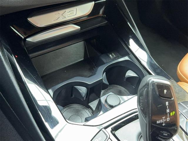 Photo of 2018 Mineral White Metallic BMW X3