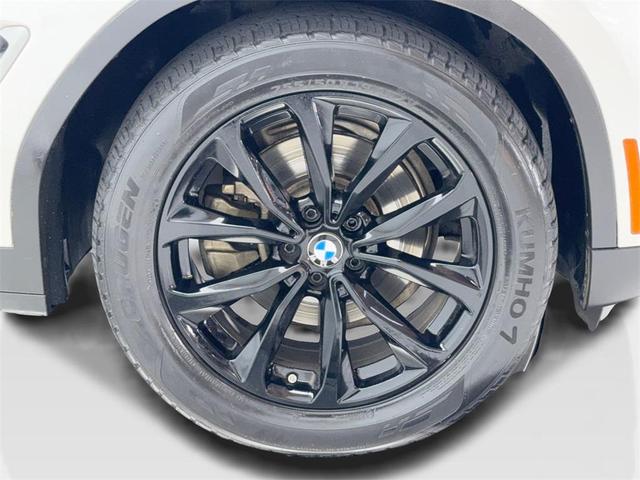 Photo of 2018 Mineral White Metallic BMW X3