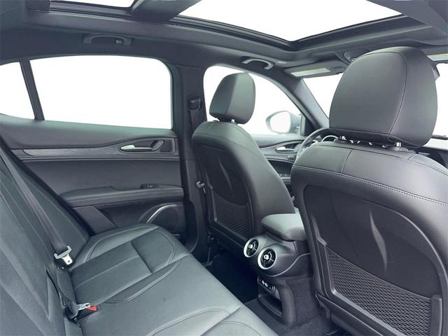 Photo of 2022 Vesuvio Gray Metallic Alfa Romeo Stelvio