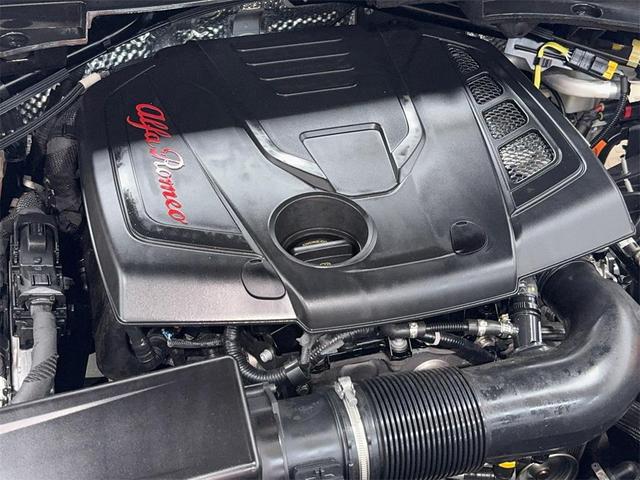 Photo of 2022 Vesuvio Gray Metallic Alfa Romeo Stelvio