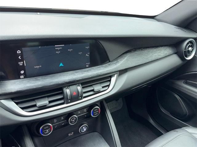 Photo of 2022 Vesuvio Gray Metallic Alfa Romeo Stelvio