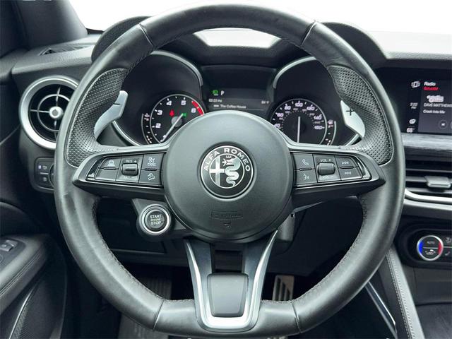 Photo of 2022 Vesuvio Gray Metallic Alfa Romeo Stelvio