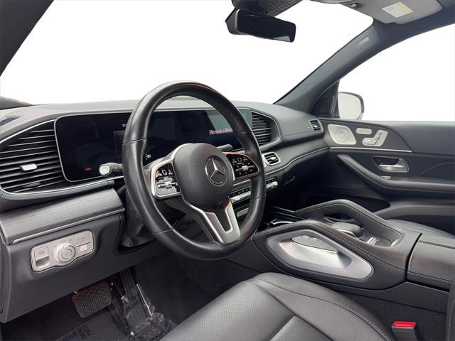 Photo of 2023 Black Mercedes-Benz GLS 450