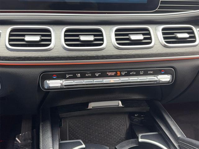 Photo of 2023 Black Mercedes-Benz GLS 450