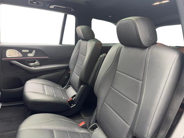 Photo of 2023 Black Mercedes-Benz GLS 450