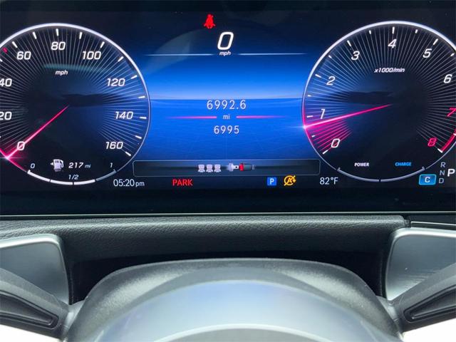Photo of 2025 White Mercedes-Benz GLB 250
