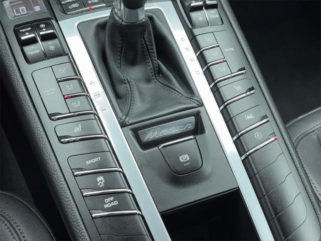 Photo of 2021 Black Porsche Macan