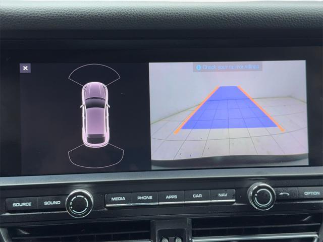 Photo of 2021 Black Porsche Macan
