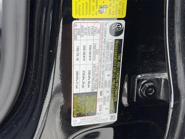 Photo of 2021 Black Porsche Macan