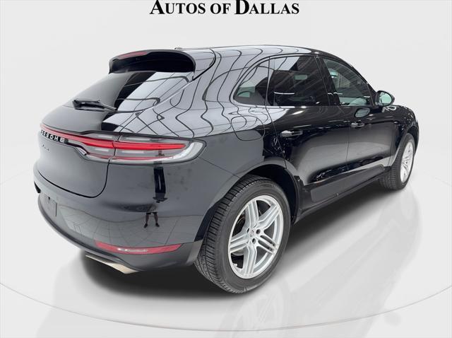 Photo of 2021 Black Porsche Macan