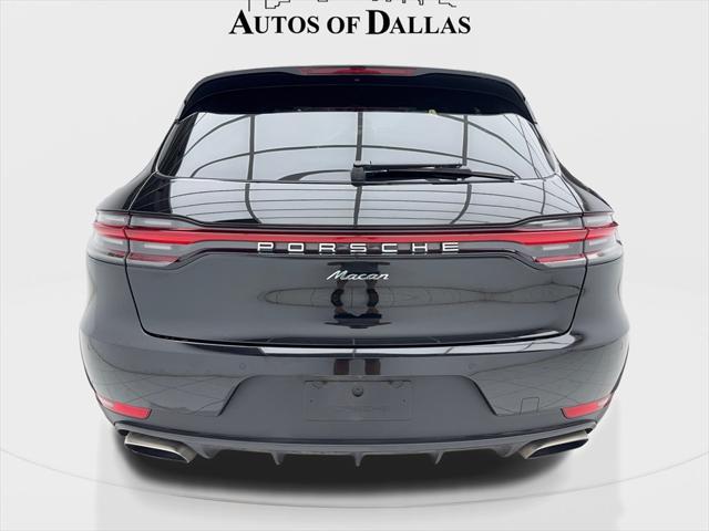 Photo of 2021 Black Porsche Macan