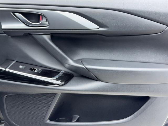 Photo of 2023 Jet Black Mica Mazda CX-9