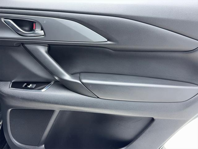Photo of 2023 Jet Black Mica Mazda CX-9