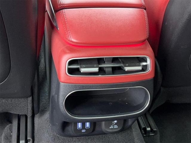 Photo of 2024 Vik Black Genesis GV70