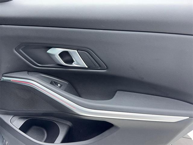 Photo of 2025 Gray BMW 330