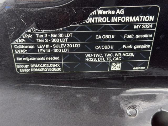 Photo of 2024 Gray BMW X4