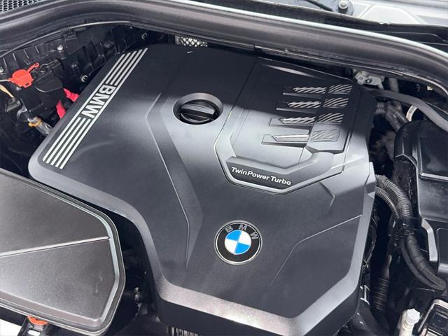 Photo of 2024 Gray BMW X4