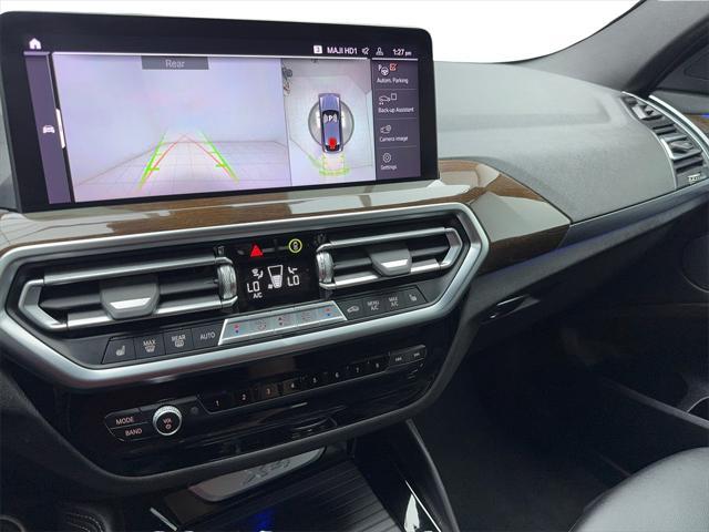 Photo of 2024 Gray BMW X4
