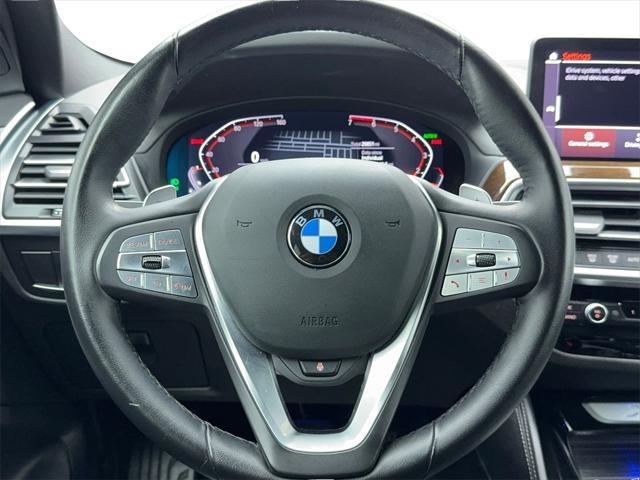 Photo of 2024 Gray BMW X4