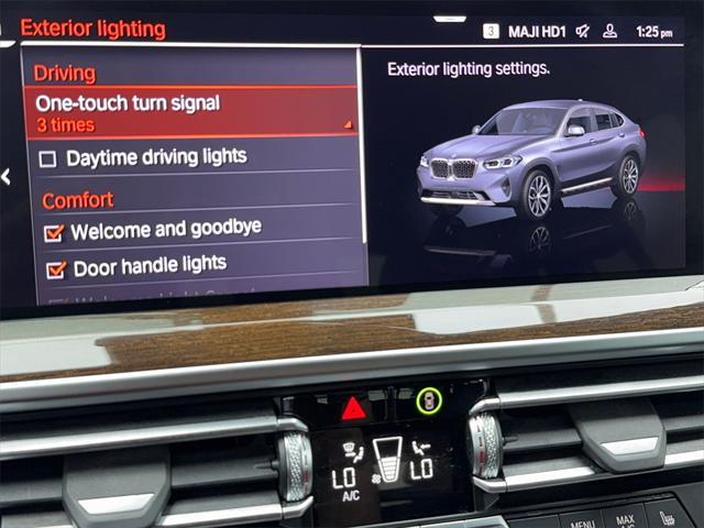 Photo of 2024 Gray BMW X4