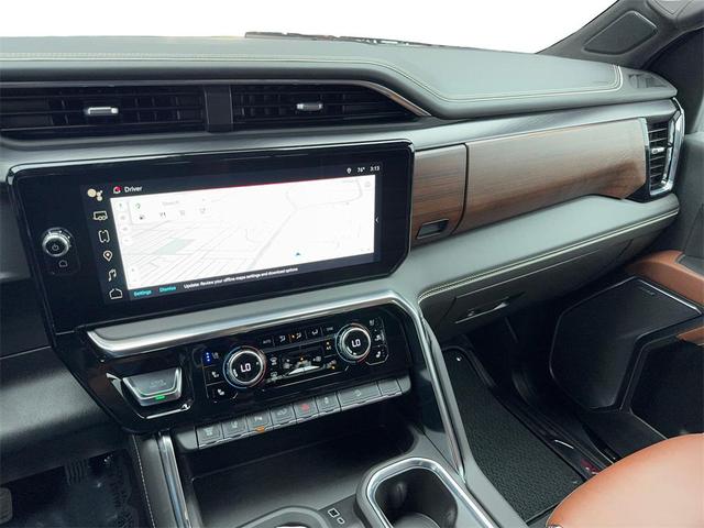 Photo of 2025 Onyx Black GMC Sierra 2500