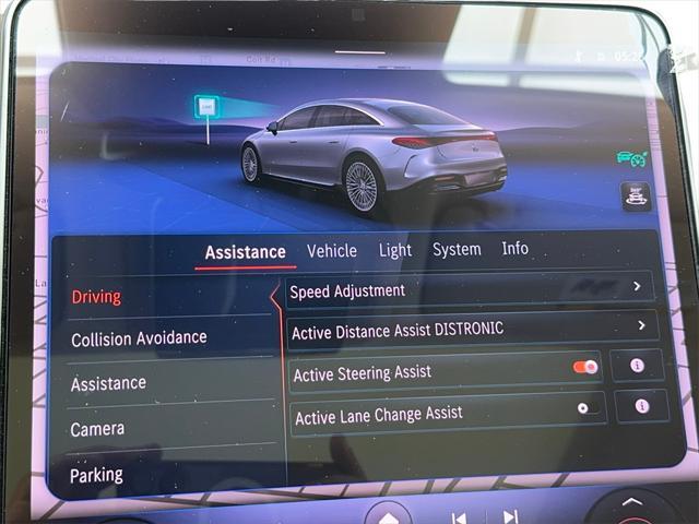 Photo of 2022 White Mercedes-Benz EQS 450+