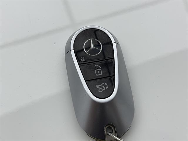 Photo of 2022 White Mercedes-Benz EQS 450+