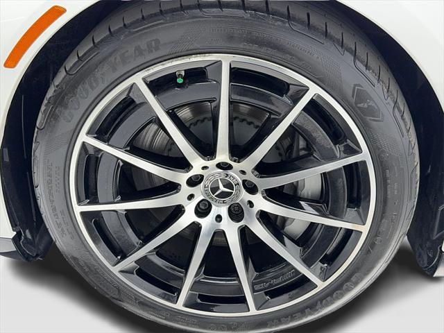 Photo of 2022 White Mercedes-Benz EQS 450+