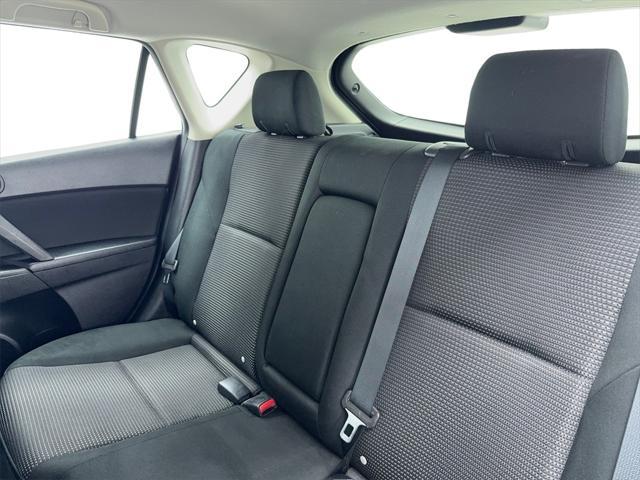 Photo of 2013 Crystal White Pearl Mica Mazda Mazda3