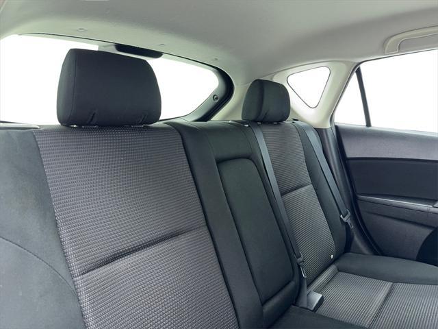 Photo of 2013 Crystal White Pearl Mica Mazda Mazda3