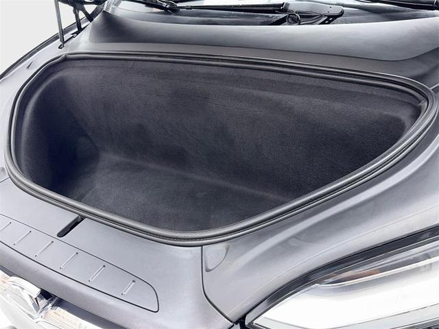 Photo of 2020 Solid Black Tesla Model X