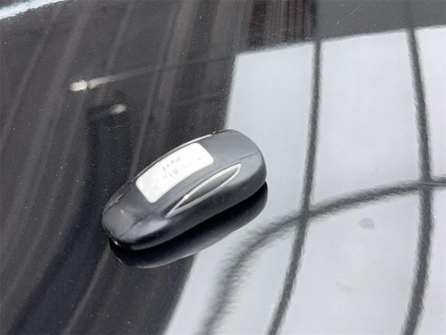 Photo of 2020 Solid Black Tesla Model X