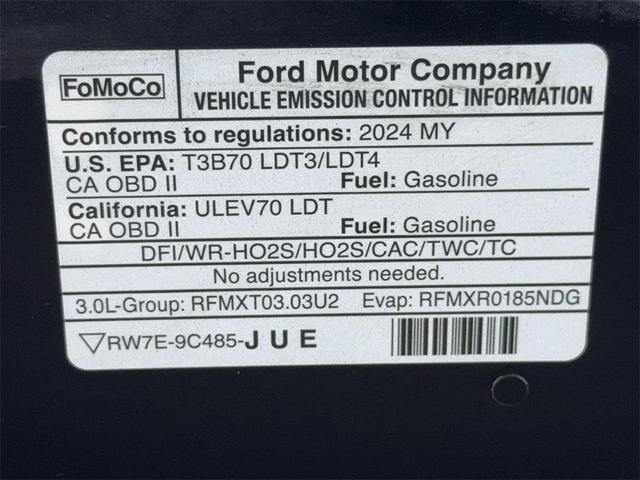 Photo of 2024 Infinite Black Metallic Clearcoat Lincoln Aviator
