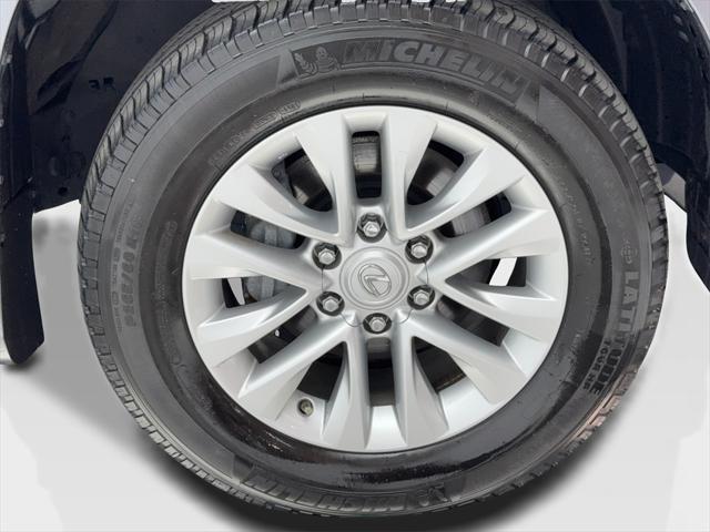 Photo of 2022 Nebula Gray Pearl Lexus GX 460