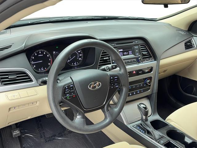 Photo of 2017 Dark Truffle Hyundai SONATA