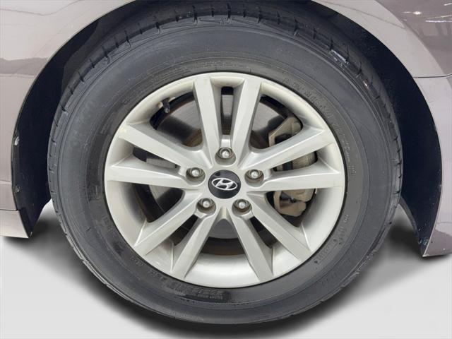 Photo of 2017 Dark Truffle Hyundai SONATA