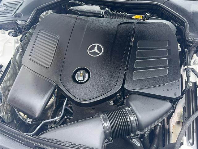 Photo of 2024 White Mercedes-Benz C-Class