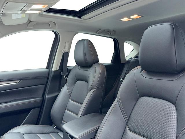 Photo of 2023 Sonic Silver Metallic Mazda CX-5