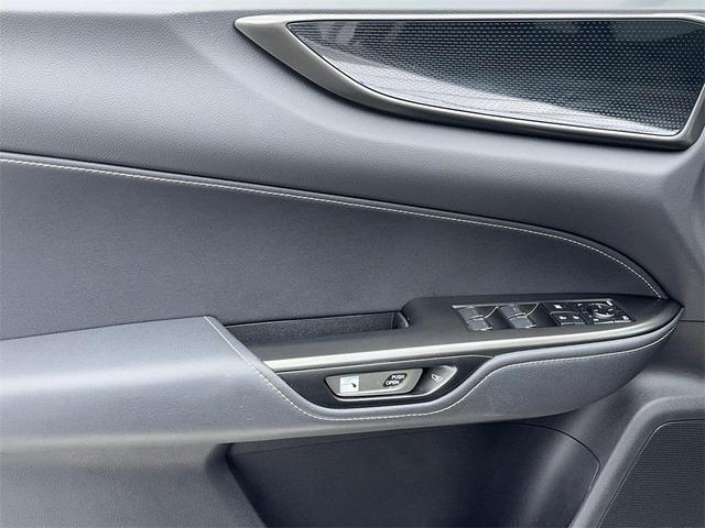 Photo of 2022 Atomic Silver Lexus NX 350